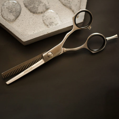 KRAFTPRO Sh 5.5Inch Hair Cutting Scissor Stainless Steel With Pouch Cleaning Oil Cloth/Screw, 1 piece Buy at Indicrest Image 3