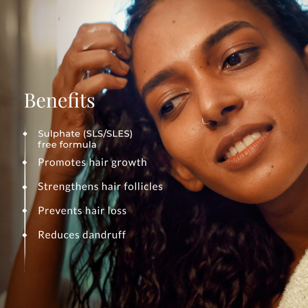 Forest Essentials Hair Cleanser Bhringraj & Shikakai - Ayurvedic Anti Dandruff Shampoo Sulphate Free, 200ml
