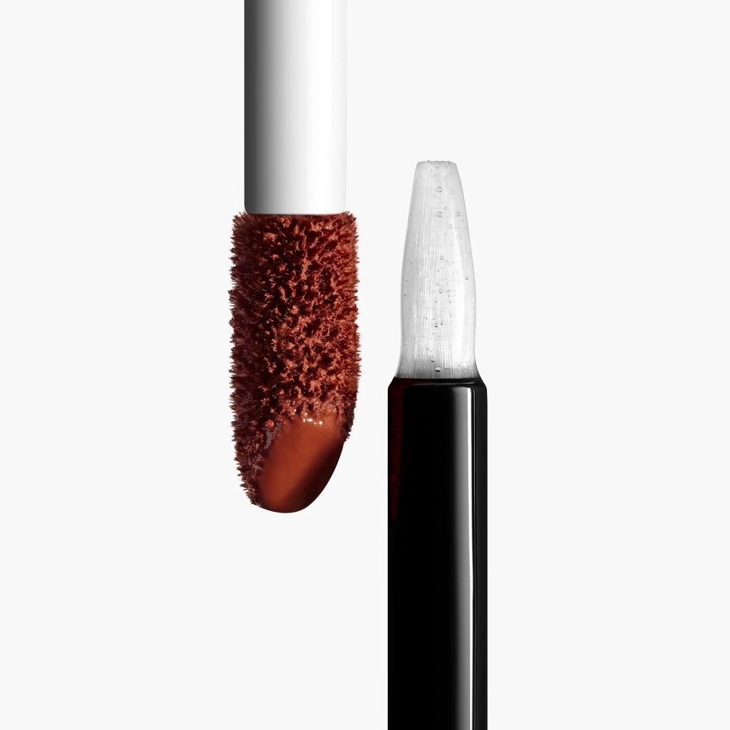 CHANEL LE ROUGE DUO ULTRA TENUE ULTRA WEAR LIQUID LIP COLOUR - RED BROWN, 8ml