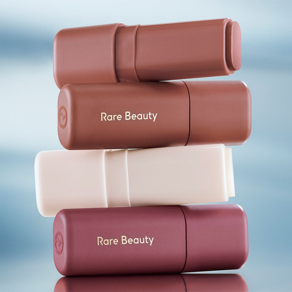 Rare Beauty Find Comfort Lip Butter - Friendly, 4g