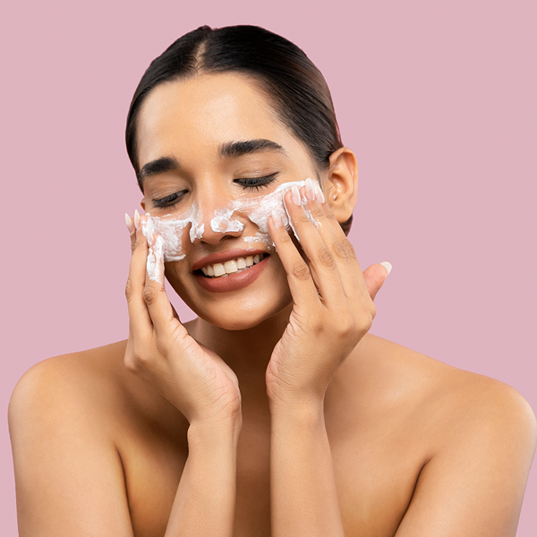 Lotus Herbals WhiteGlow InstaGlow Brightening 4-in-1 Facial Kit, 40g Buy at Indicrest Image 3