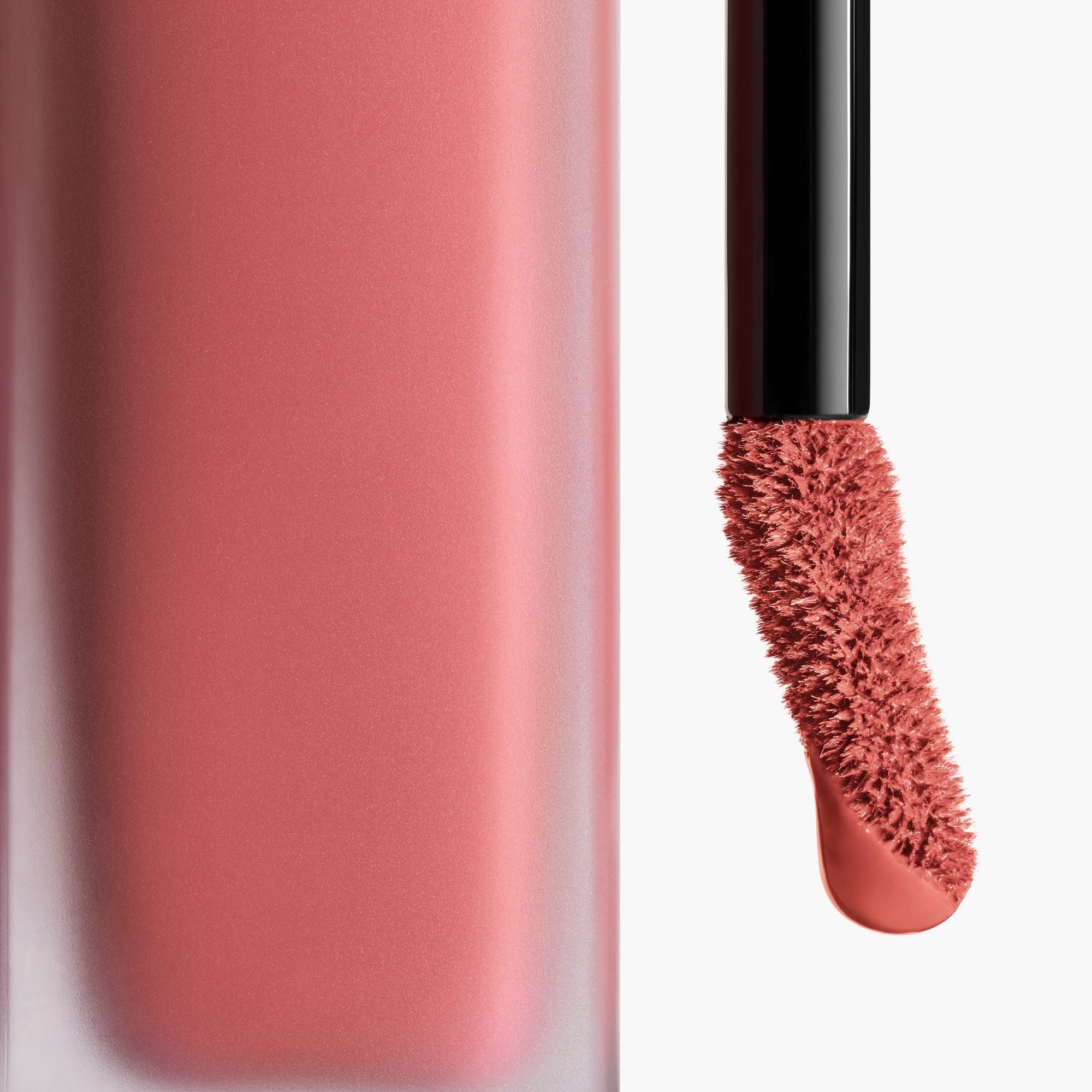 CHANEL ROUGE ALLURE LIQUID VELVET ULTRAWEAR INTENSE MATTE LIQUID LIP COLOUR - SAISISSANTE, 6ml