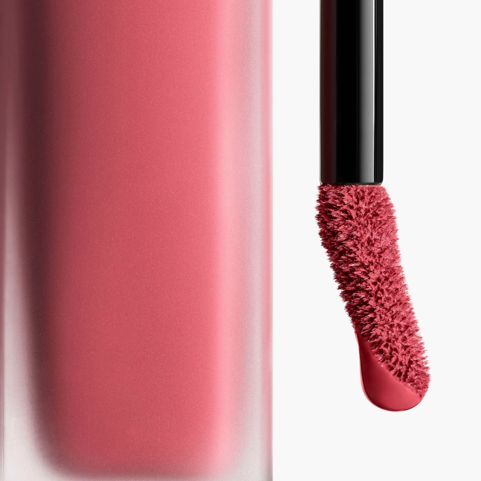 CHANEL ROUGE ALLURE LIQUID VELVET ULTRAWEAR INTENSE MATTE LIQUID LIP COLOUR - PALPITANTE, 6ml